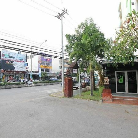 River Inn Kanchanaburi Exterior foto