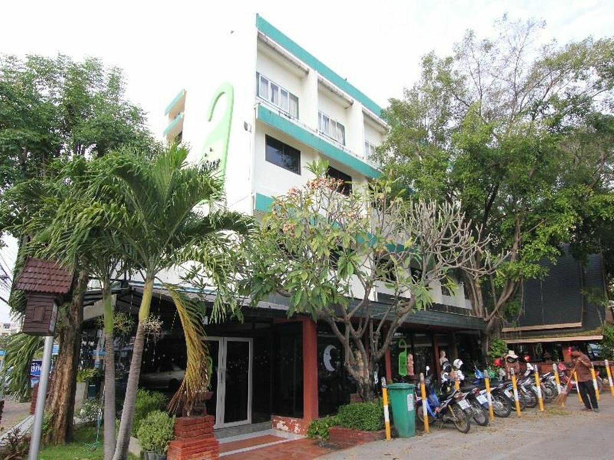 River Inn Kanchanaburi Exterior foto